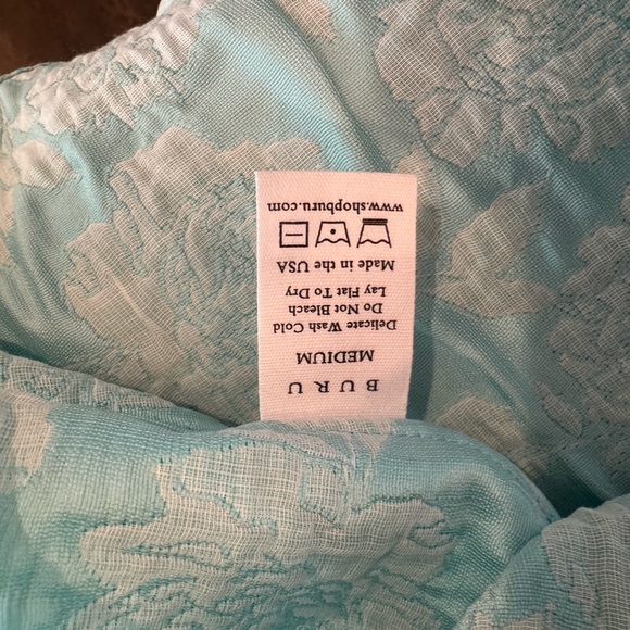 Buru Sleeveless Quilted Mod Top with contrast, Patterned Collar - Picture 3 of 8